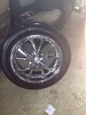 ล้อเเมกด์ขอบ20พร้อมยางมี3ล้อ5รู ล้อเเมกด์ขอบ20พร้อมยางมี3ล้อ5รู