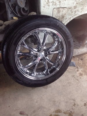 ล้อเเมกด์ขอบ20พร้อมยางมี3ล้อ5รู