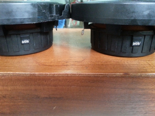 ลำโพง a/d/s/ 320i