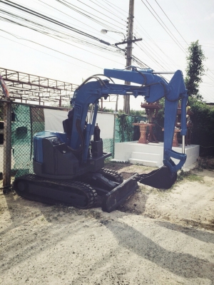 ขายรถแม๊คโคร 28UX ตามสภาพ