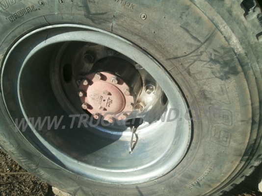 รถพ่วง แม่-ลูก  HINO  22 ล้อ น็อต 8 ตัว  370 แรงม้า