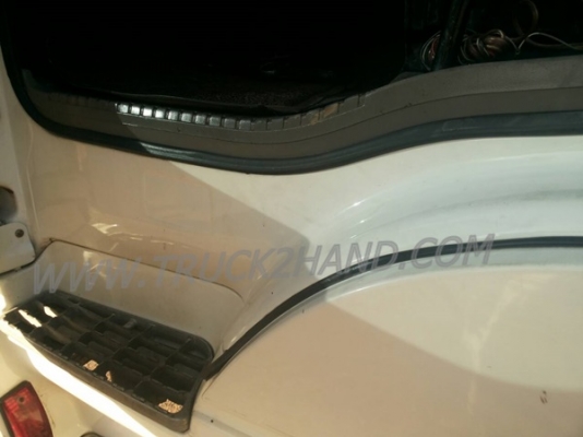 รถพ่วง แม่-ลูก  HINO  22 ล้อ น็อต 8 ตัว  370 แรงม้า