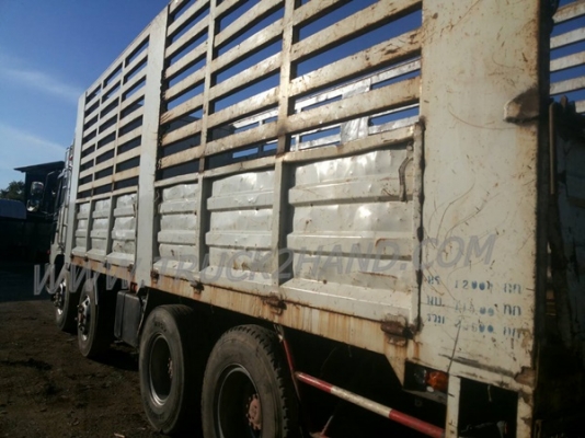 รถพ่วง แม่-ลูก  HINO  22 ล้อ น็อต 8 ตัว  370 แรงม้า