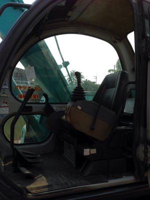 รถนำเข้าจากญี่ปุ่นยังไม่เคยใช้งานในไทย ชั่วโมงการทำงาน น้อย สภาพสวย มากๆ พร้อมใช้งาน เปลี่ยนอาร์มพร้อมปรับสภาพใหม่จ้า