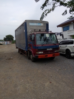 ขายหกล้อร๊อกกี้ยาว6.30เมตร เครื่อง6BG1เทอร์โบ 175เทอร์โบ เบรคทิฟฟี่ พาวเวอร์ แอร์เย็น คัสซีสวย ยางดีมาก ยาง825ขอบ16 ทะเบียนพร้อมโอน