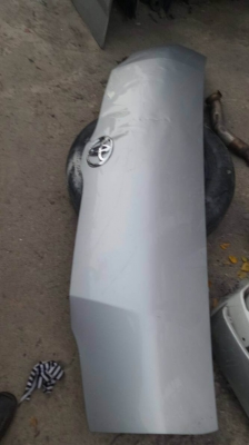 ฝาหน้า รถตู้คอมมิวเตอร์ ของแท้มือสองงานเคาะซ่อม