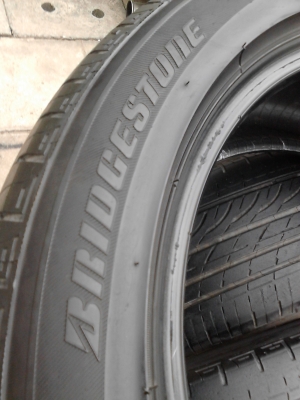 ด่วน! ขอบ 17 ยี่ห้อ BRIDGESTONE 215/50R17 TURANZA GR-90 ปี2012 มี 3 เส้น TEL.081-427-3941 ด่วน! ขอบ 17 ยี่ห้อ BRIDGESTONE 215/50R17 TURANZA GR-90 ปี2012 มี 3 เส้น TEL.081-427-3941