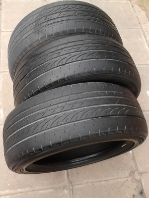 ด่วน! ขอบ 17 ยี่ห้อ BRIDGESTONE 215/50R17 TURANZA GR-90 ปี2012 มี 3 เส้น TEL.081-427-3941 ด่วน! ขอบ 17 ยี่ห้อ BRIDGESTONE 215/50R17 TURANZA GR-90 ปี2012 มี 3 เส้น TEL.081-427-3941