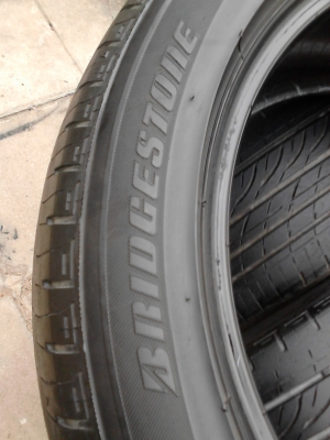 ด่วน! ขอบ 17 ยี่ห้อ BRIDGESTONE 215/50R17 TURANZA GR-90 ปี2012 มี 3 เส้น TEL.081-427-3941 ด่วน! ขอบ 17 ยี่ห้อ BRIDGESTONE 215/50R17 TURANZA GR-90 ปี2012 มี 3 เส้น TEL.081-427-3941