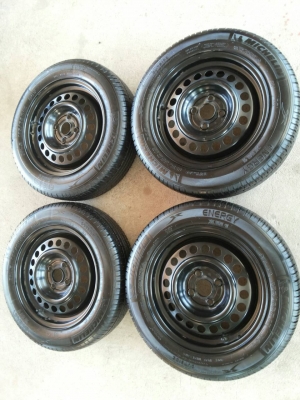 ล้อ HONDA CITY กระทะพร้อมยาง 175-65R15 มิชชิลิน XM1 ปี13