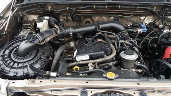 ต้องการขาย TOYOTA vigo 2.7 4x4 ต้องการขาย TOYOTA vigo 2.7 4x4