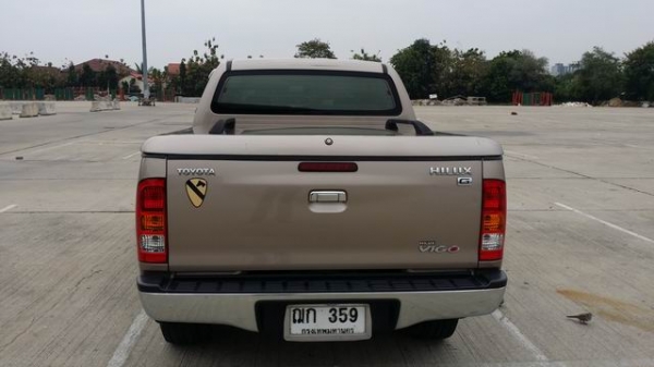 ต้องการขาย TOYOTA vigo 2.7 4x4 ต้องการขาย TOYOTA vigo 2.7 4x4