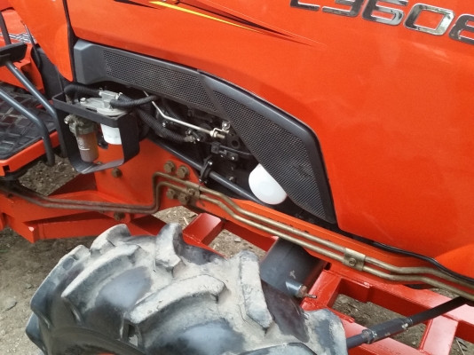 ขายรถไถคูโบต้า KUBOTA L 3608 (4WD) พร้อมชุดใบมีดดันหน้าคานล่าง ขายรถไถคูโบต้า KUBOTA L 3608 (4WD) พร้อมชุดใบมีดดันหน้าคานล่าง