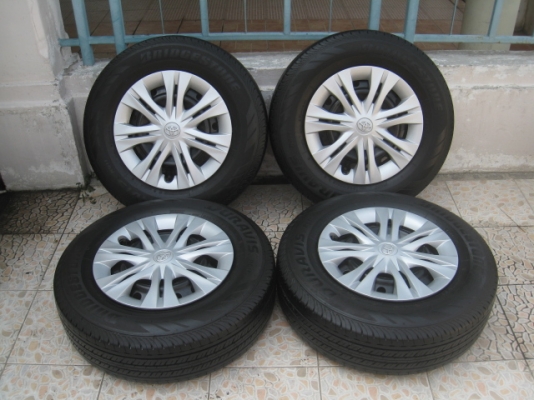 ขายล้อกะทะ vigo 15" 5 รู 114.3 ยางปี13 สนใจติดต่อเล็กคลองสามครับ 081-3747940