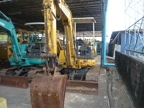 รถขุด Komatsu PC40-6 รถเก่านอกa นำเข้าจากญี่ปุ่น พร้อมใช้งาน 091 695-6445 รถขุด Komatsu PC40-6 รถเก่านอกa นำเข้าจากญี่ปุ่น พร้อมใช้งาน 091 695-6445