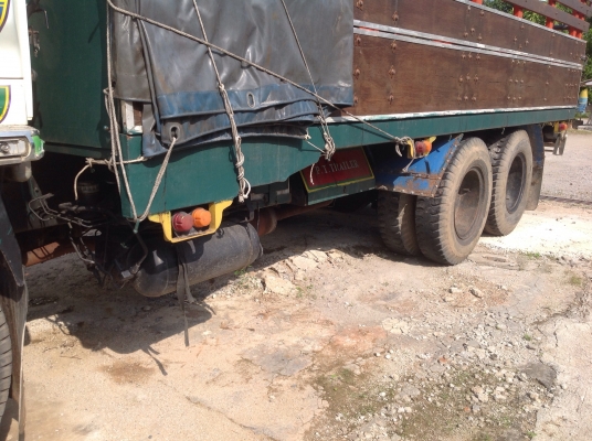 ขายสิบล้อ 175 ร็อคกี้เปลี่ยนหัว. เดก้า