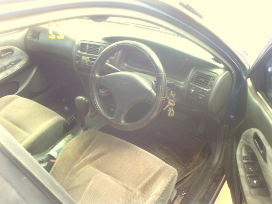 ขายโตโยต้าสามห่วง เกียรออโต้เครื่องหัวฉีดติดแก็ช แมก แอเย็น สีสวย ภาษีไม่ขาด 49000 ขายโตโยต้าสามห่วง เกียรออโต้เครื่องหัวฉีดติดแก็ช แมก แอเย็น สีสวย ภาษีไม่ขาด 49000