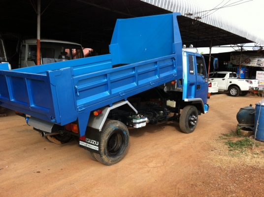 ขายดัมพ์ร็อกกี้ เครื่อง195 hp ดัมพ์ต่อใหม่