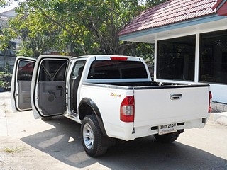 ISUZU D MAX CAB 4 SL 2.5 MT ปี 2004 รถสวยพร้อมใช้ จัดไฟแแนนซ์ได้ ไม่ต้องมีคนค้ำ T.086-527-9533