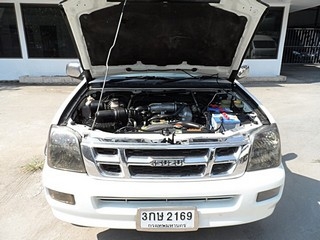 ISUZU D MAX CAB 4 SL 2.5 MT ปี 2004 รถสวยพร้อมใช้ จัดไฟแแนนซ์ได้ ไม่ต้องมีคนค้ำ T.086-527-9533