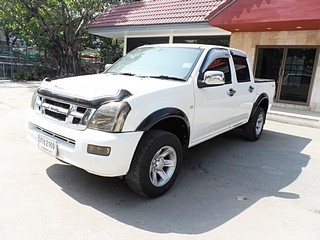 ISUZU D MAX CAB 4 SL 2.5 MT ปี 2004 รถสวยพร้อมใช้ จัดไฟแแนนซ์ได้ ไม่ต้องมีคนค้ำ T.086-527-9533