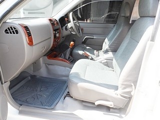 ISUZU D MAX CAB 4 SL 2.5 MT ปี 2004 รถสวยพร้อมใช้ จัดไฟแแนนซ์ได้ ไม่ต้องมีคนค้ำ T.086-527-9533