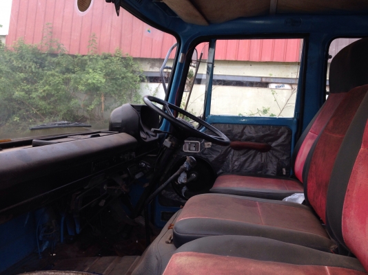 ขายรถติดเครน hino kt925 ติดเครน3ตัน ยืด3ปลอก สนใจติดต่อ 0947969069