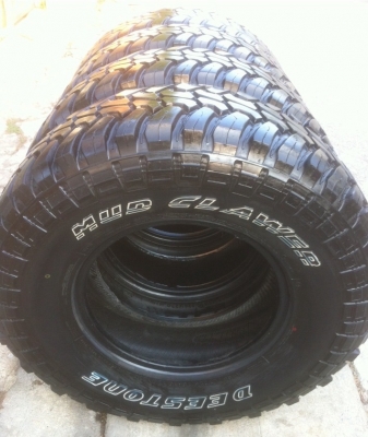 ขายยาง mud deestone 285/75/16 ปีใหม่ๆครับ ขายยาง mud deestone 285/75/16 ปีใหม่ๆครับ