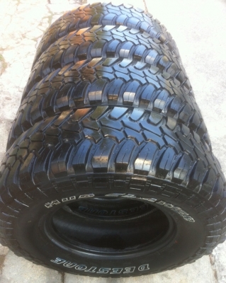 ขายยาง mud deestone 285/75/16 ปีใหม่ๆครับ ขายยาง mud deestone 285/75/16 ปีใหม่ๆครับ