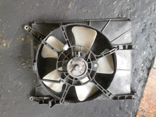 พัดลมระบายความร้อน หม้อน้ำรถยนต์  TEL.081-427-3941