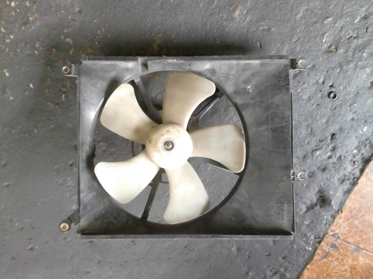 พัดลมระบายความร้อน หม้อน้ำรถยนต์  TEL.081-427-3941