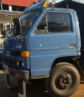 ขายแล้วครับ&hellip;ลูกค้ารับกลับบ้านเรียบร้อยแล้ว~หกล้อดั้ม NPR115แรง ไปแจ้งเกิด เมืองร้อยเอ็ด.เรียบร้อย ครับ