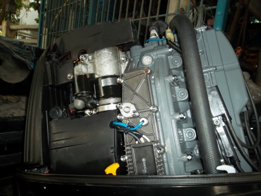 suzuki 115 hp หัวฉีดสี่จังหวะเก่าญี่ปุ่นสวยๆ