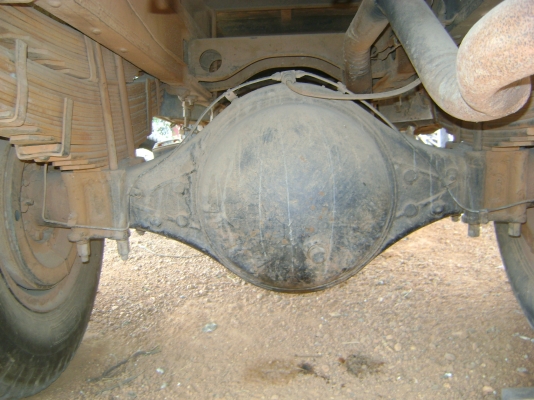 รถเปลี่ยนหัว F17 แชสชีหัวยาว(ทุกอย่างลงเล่มเรียบร้อย) เครื่อง 180แรง เกียร์กลาง  ราคา 380,000 บาท