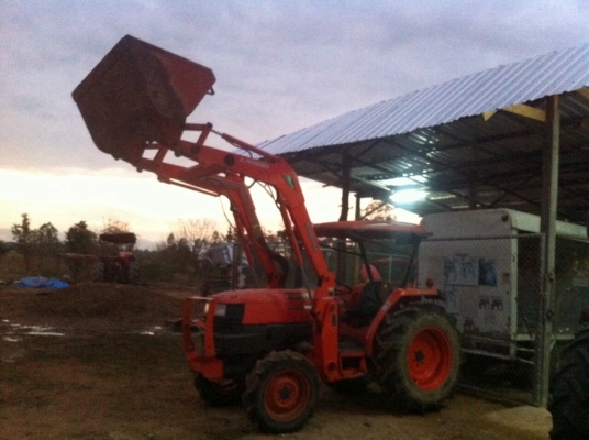 ขายคูโบต้าL4508diสภาพสวยมากพร้อมตักเกษตรLA588 รถใช้งานน้อย ราคา390000บาท ลูกค้ากำแพงคับ ขายคูโบต้าL4508diสภาพสวยมากพร้อมตักเกษตรLA588 รถใช้งานน้อย ราคา390000บาท ลูกค้ากำแพงคับ