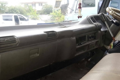 **ขายถูก**หกล้อ อีซูซุ NPR120ฝาขาว แอร์เย็นๆ ยาว5ม.สภาพดีสวยๆพร้อมใช้ ทะเบียนพร้อมโอนได้&hellip;ทุกจังหวัด ราคาเบาๆ