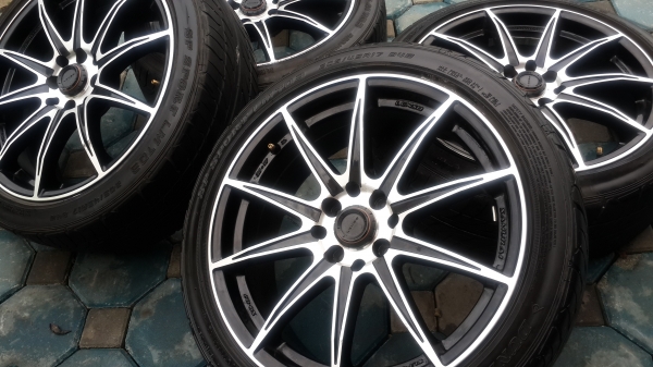 Lenso Samurai7 ขอบ17 4รู100/114 พร้อมยาง Dunlop ปี12