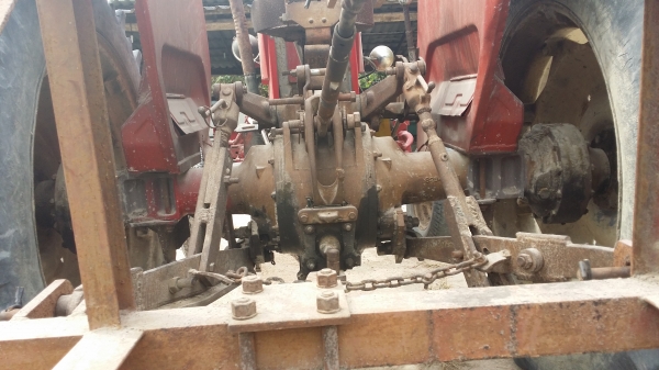 ขายรถไถ massey ferguson 165 ตัวเปล่า ใช้งานได้ปกติ
