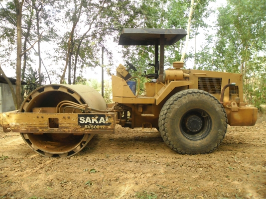 ขายถูกๆ รถบดสั่น SAKAI รุ่น SV 500 TF สองเปลือกสองเพลาสภาพพร้อมใช้