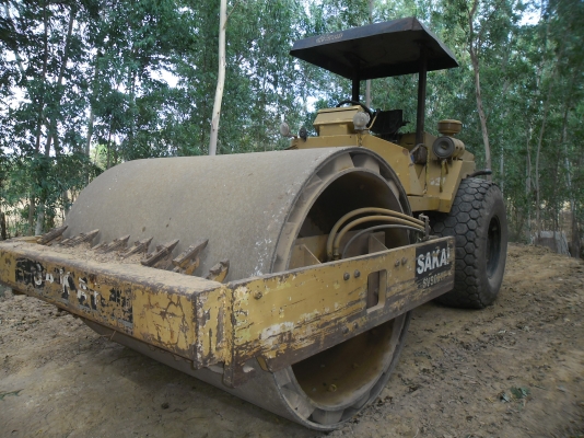 ขายถูกๆ รถบดสั่น SAKAI รุ่น SV 500 TF สองเปลือกสองเพลาสภาพพร้อมใช้
