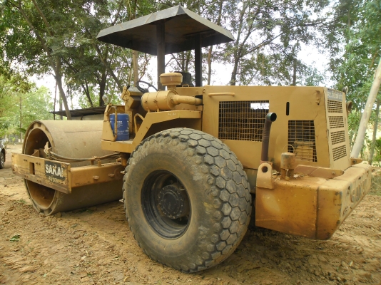 ขายถูกๆ รถบดสั่น SAKAI รุ่น SV 500 TF สองเปลือกสองเพลาสภาพพร้อมใช้