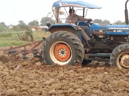 ขายรถไถฟอร์ด 6610 ด่วน