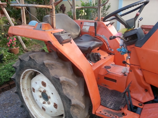 คูโบต้า L1-18 4 WD 2 เพลารถไร่สภาพดี..