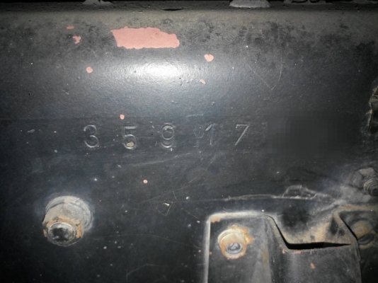 รถอีซูซุ  10 ล้อ หลังถนน  210 แรงม้า. ปี 43  สนใจติดต่อ 081 - 6079515