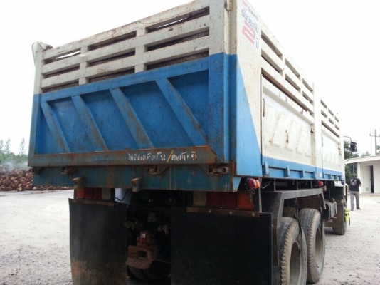 รถอีซูซุ 10 ล้อดั้ม 270 แรงม้า. ปี 41  สนใจติดต่อ  081 - 6079515