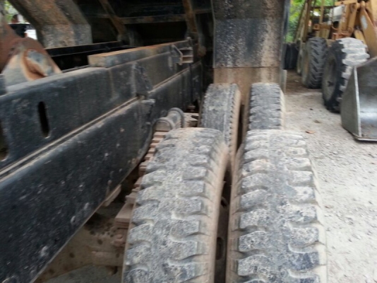 รถอีซูซุ 10 ล้อดั้ม 270 แรงม้า. ปี 41  สนใจติดต่อ  081 - 6079515