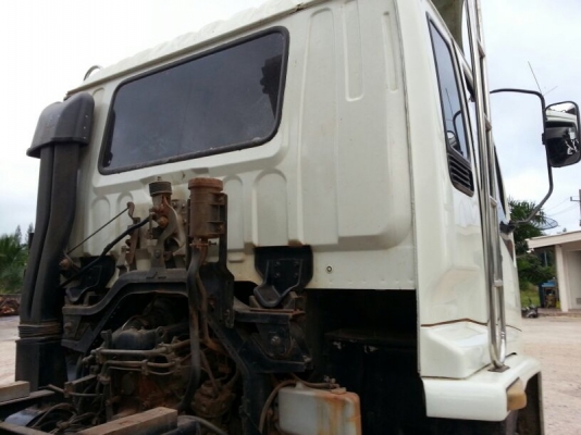 รถอีซูซุ 10 ล้อดั้ม 270 แรงม้า. ปี 41  สนใจติดต่อ  081 - 6079515