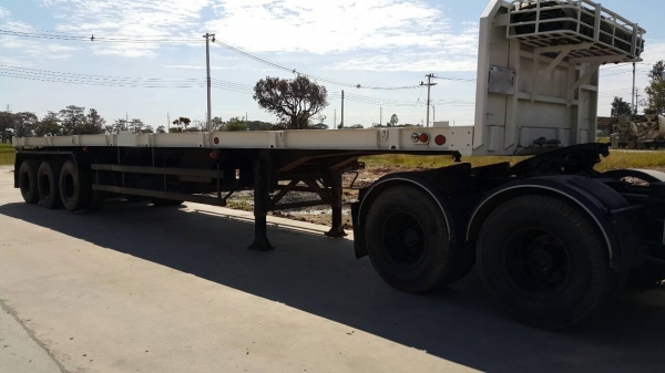 ขายรถหัวลาก 10 ล้อ 2 เพลา พร้อมหางพื้นเรียบ 3 เพลา HINO  FM3M รถสวยพร้อ  มใช้ จัดไฟแนนซ์ได้ รา คา 1180000 ต่อรอง