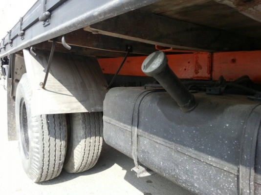 รถ TOYOTA   6 ล้อ  115 แรงม้า. ปี 45   สนใจติดต่อ  081 - 6079515