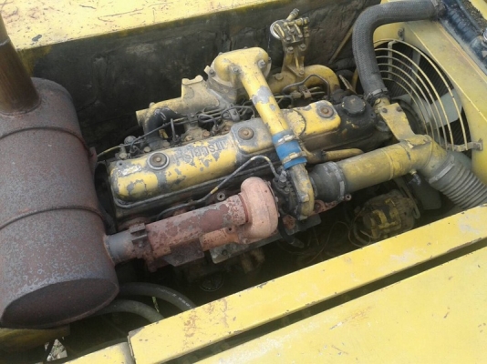 รถแบคโฮ KOBELCO  200 - 3   ( ยูตานิ )   สนใสติดต่อ 081 - 6079515